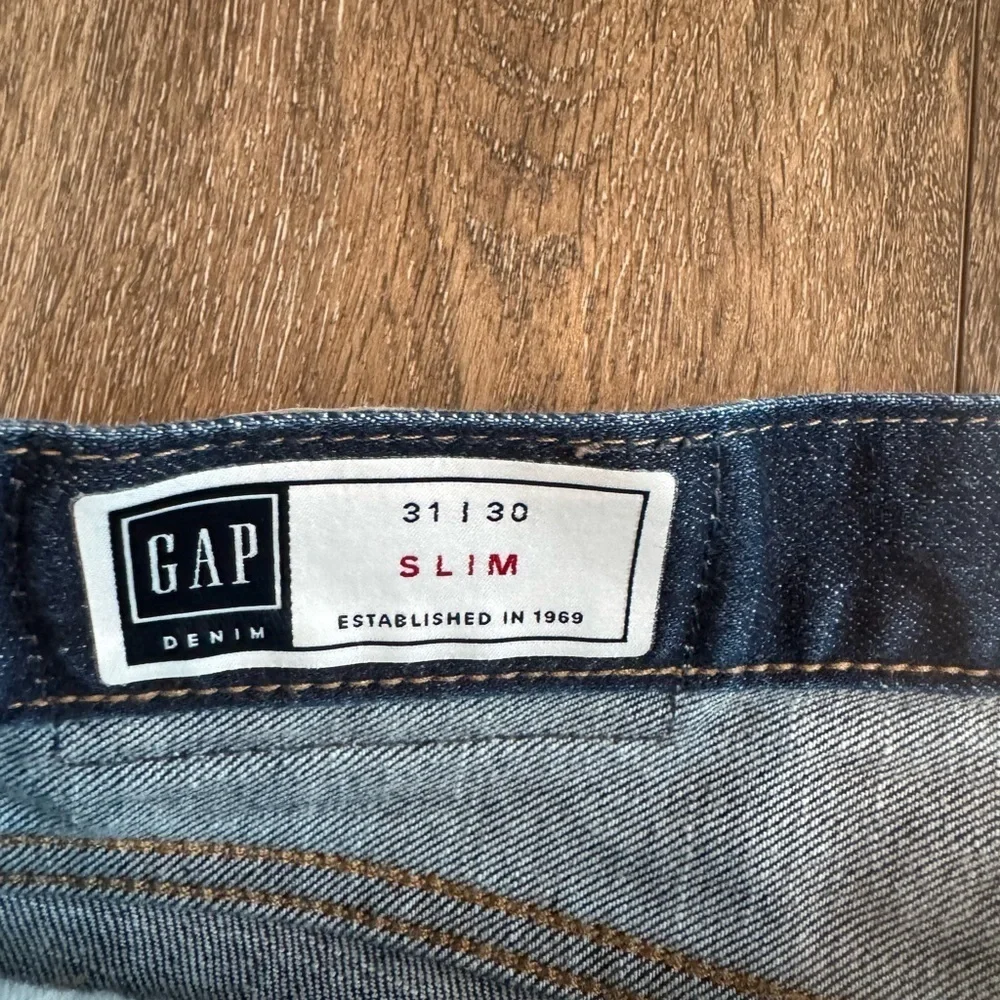 GAP Men's Dark Blue Slim Jeans